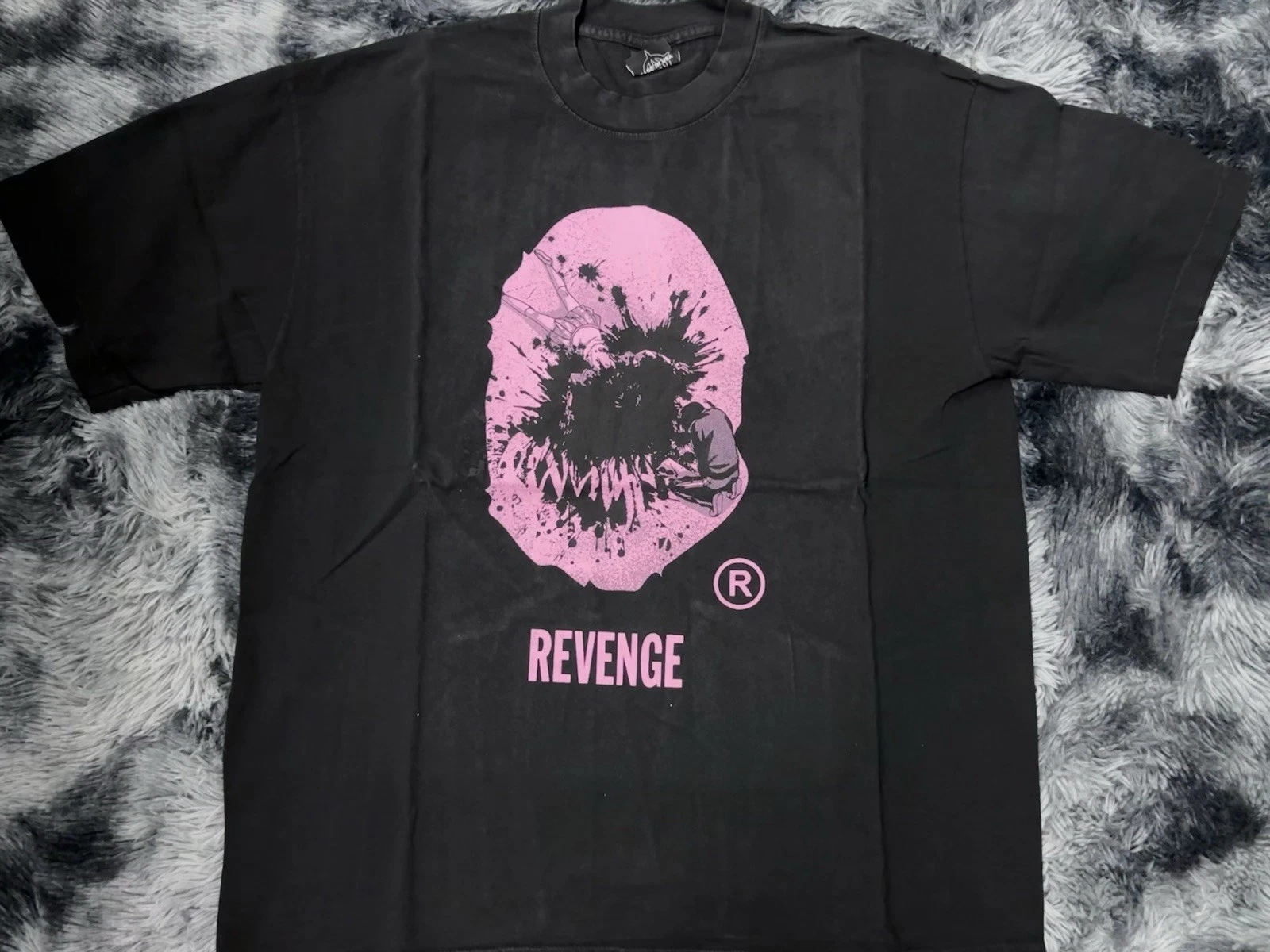 Revenge Baesta Tee Pink